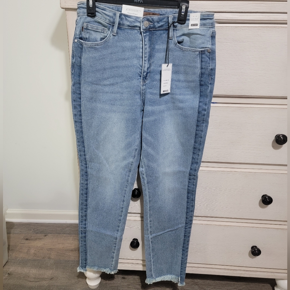 Judy Blue high waist frayed hem slim fit size 11